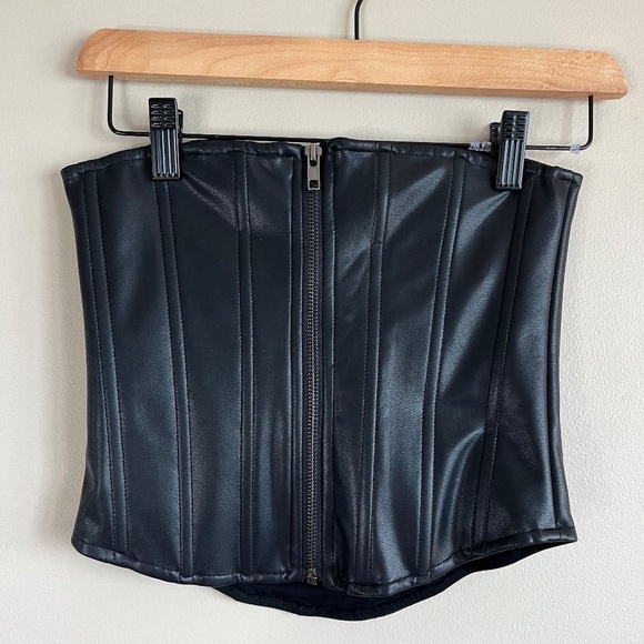 Black Strapless Vegan/ Faux Leather Corset Top (size small) - Picture 3 of 4